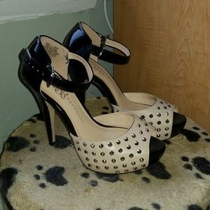 Rock & Republic studded heels